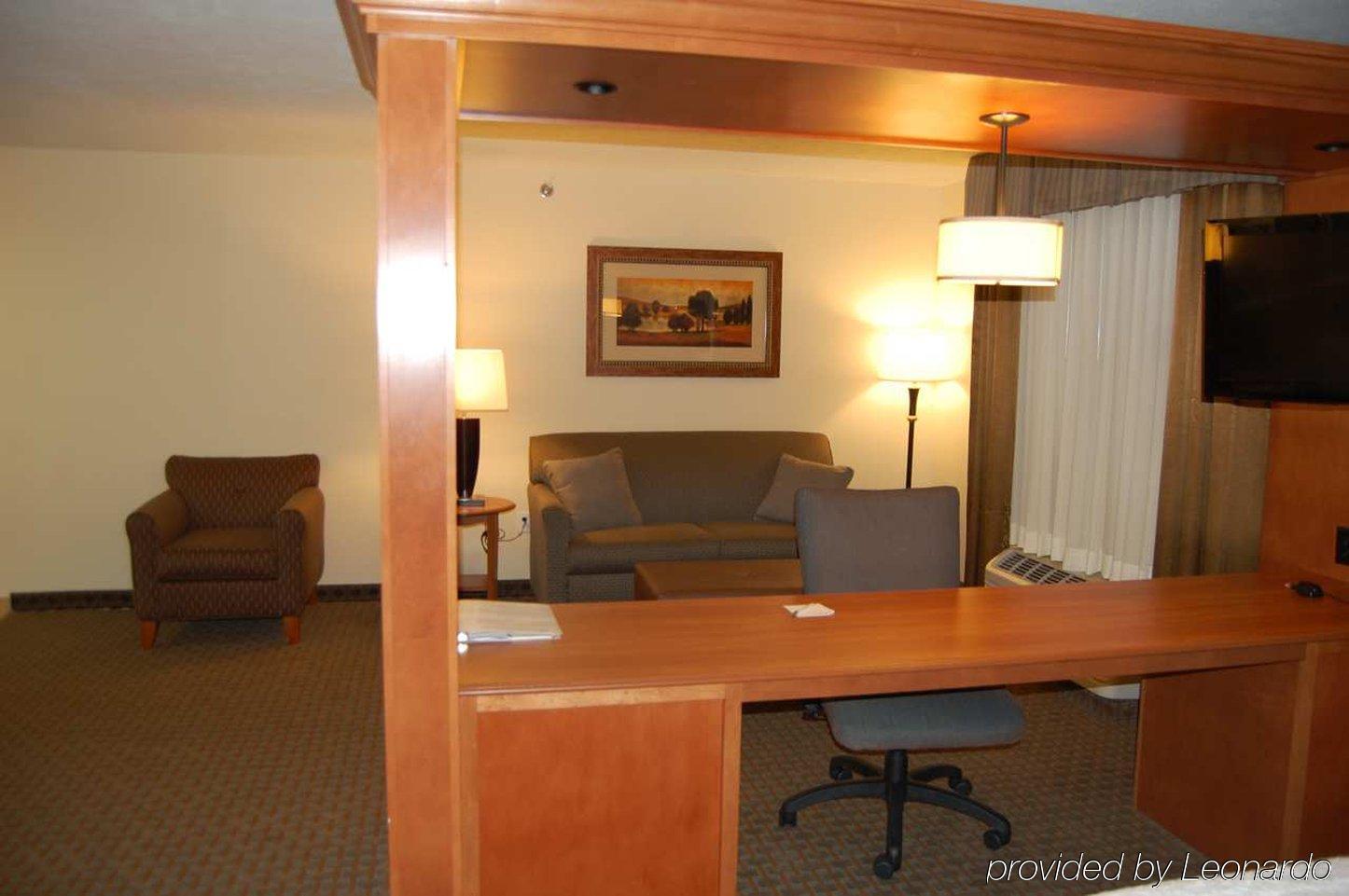 Hampton Hotel